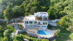 Leonardi's Sunset House